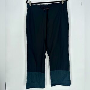 Atelier Suppan Cropped Pants with Hook Closure